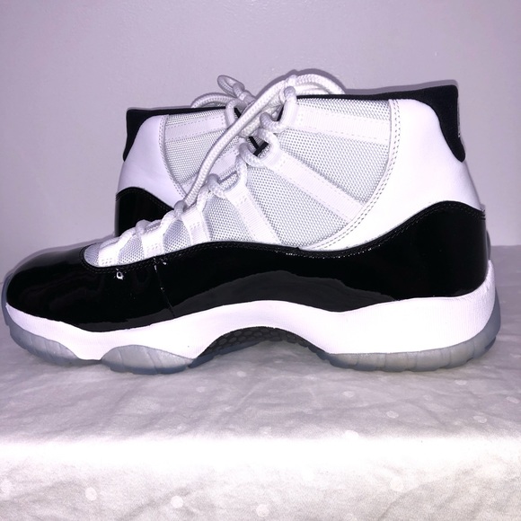 Air Jordan ✩ 11 Retro Concord 2018 *LIKE NEW* - Picture 6 of 12